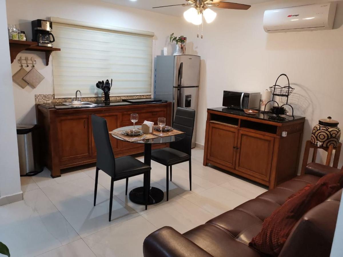 Apartmán Departamentos Con Alberca Mazatlán Exteriér fotografie